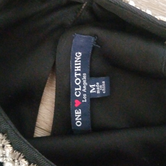 Dress - Picture 4 of 4